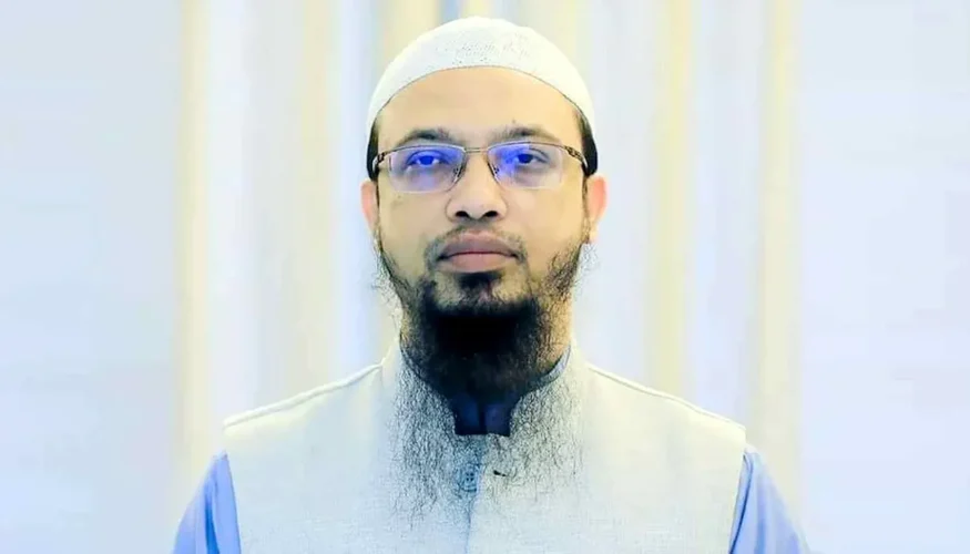 ইসলাম ও গণতন্ত্র নিয়ে যা বললেন আহমাদুল্লাহ
